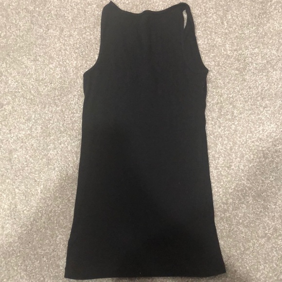 Women’s black tank top - Picture 3 of 3